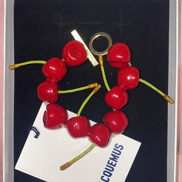 Jacquemus Le collier cerise LE CHOUCHOU Cherry necklace - Picture 12 of 12
